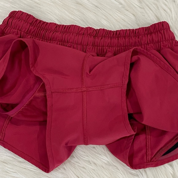 Lululemon Hotty Hot Short II *2.5"- Violet Red - Picture 9 of 10